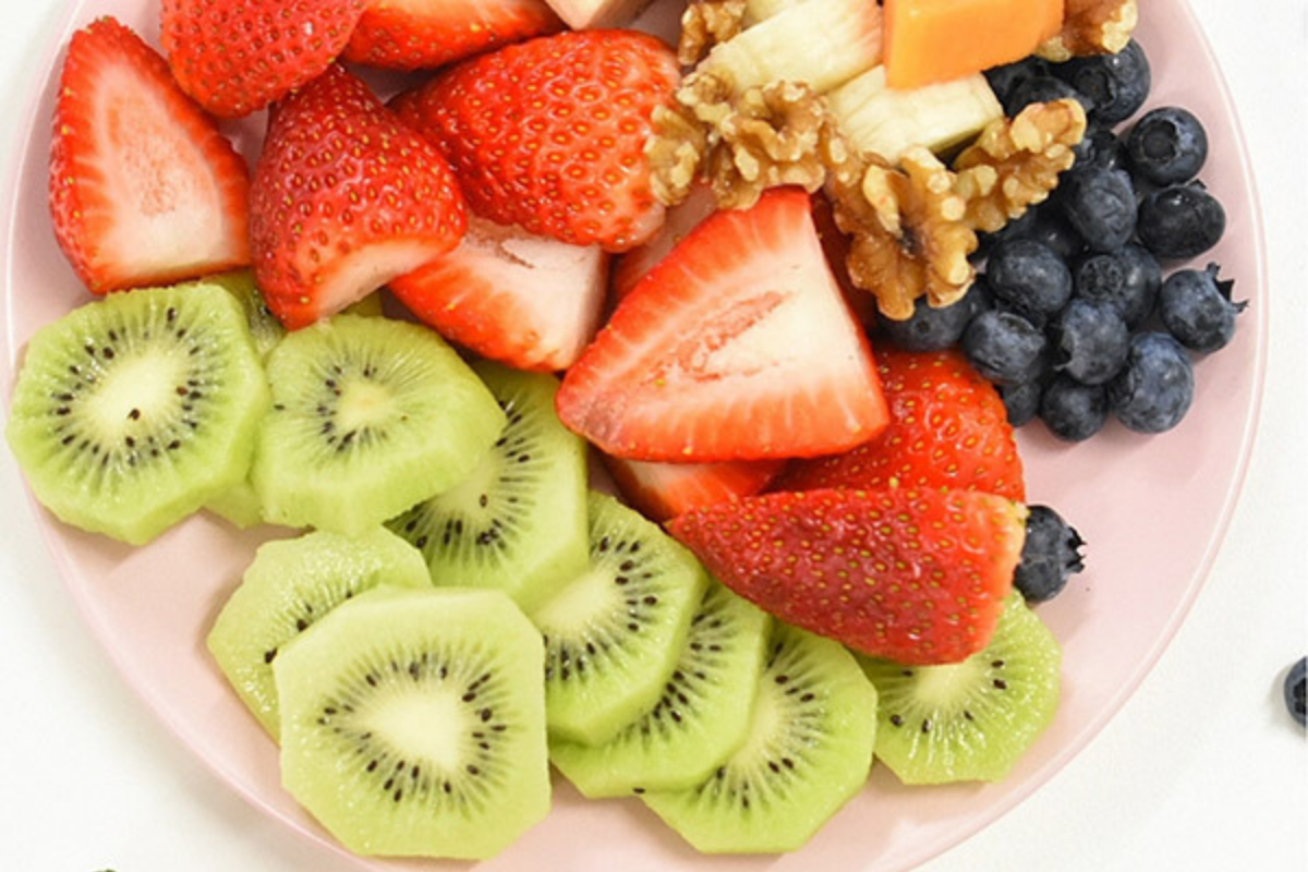 ANTIOXIDANTS AND ACNE SKIN