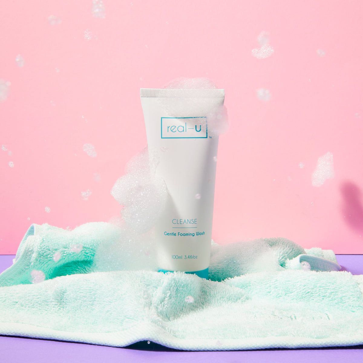 real-u face cloth and CLEANSE Gentle Foaming Wash - a perfect combination for clearing acne
